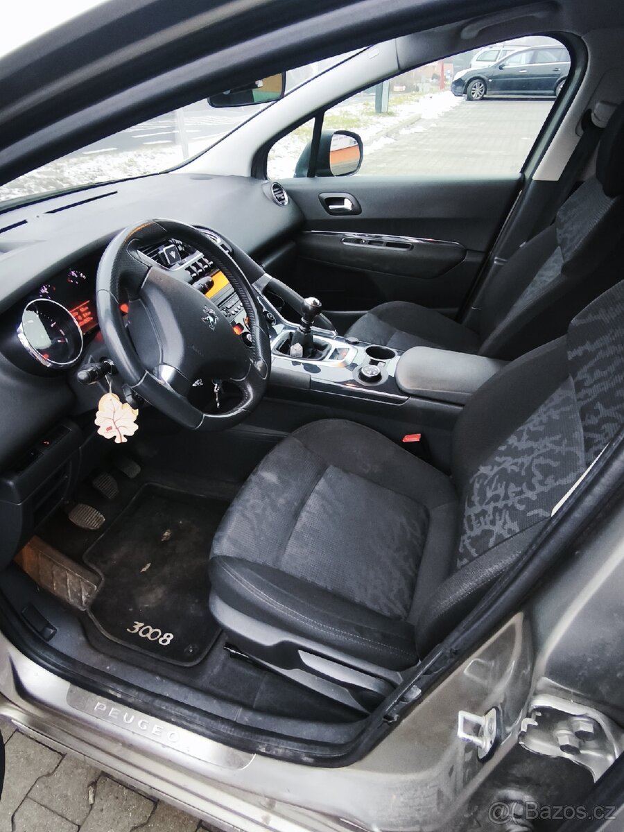 Peugeot 3008 - 11