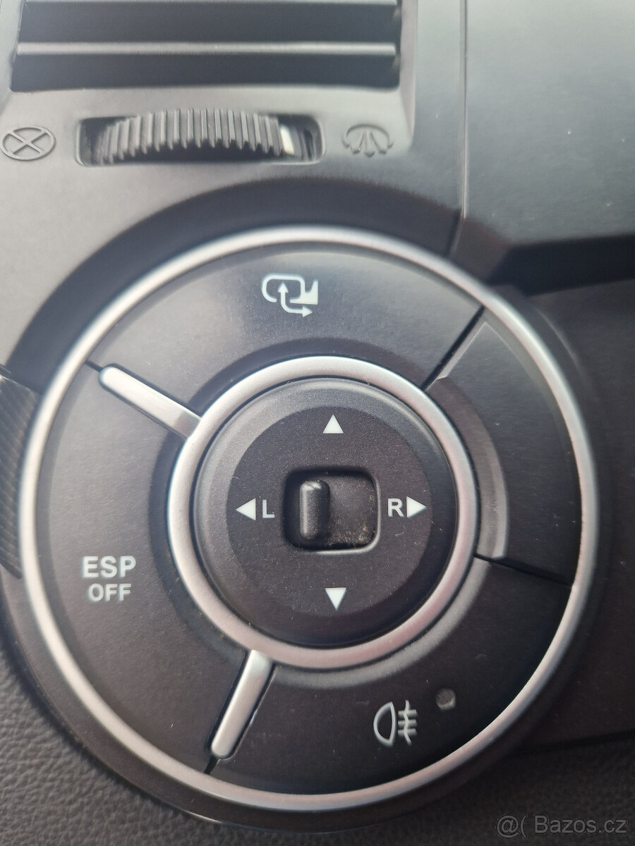 SsangYong Kyron 2.0 XDi 4x4 REDUKCE - 11