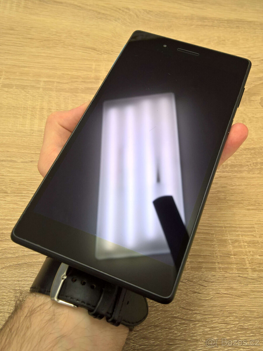 Lenovo Tab 7 Essential (TB-7304F) černý - 11