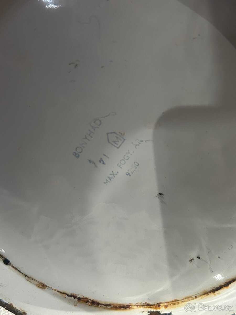 Starší smaltovaná konvice Bonyhád 38cm - 11