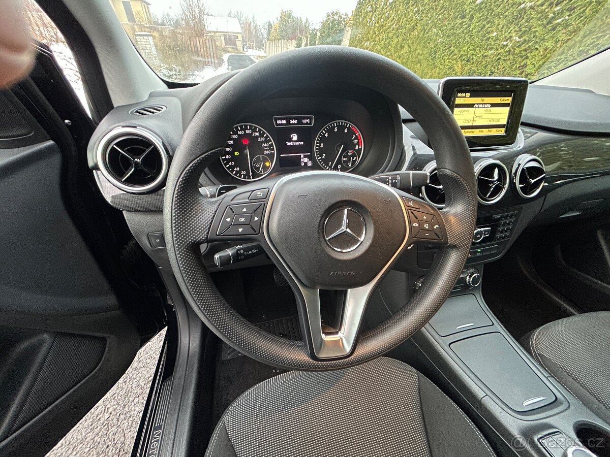 Mercedes-Benz B180 i, 1.6i 90kW, naj.61tis.km doloženo - 11