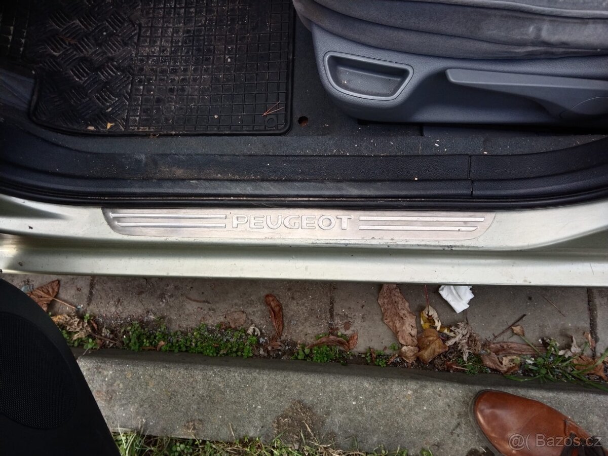Peugeot 407 1.8 benzin - 11