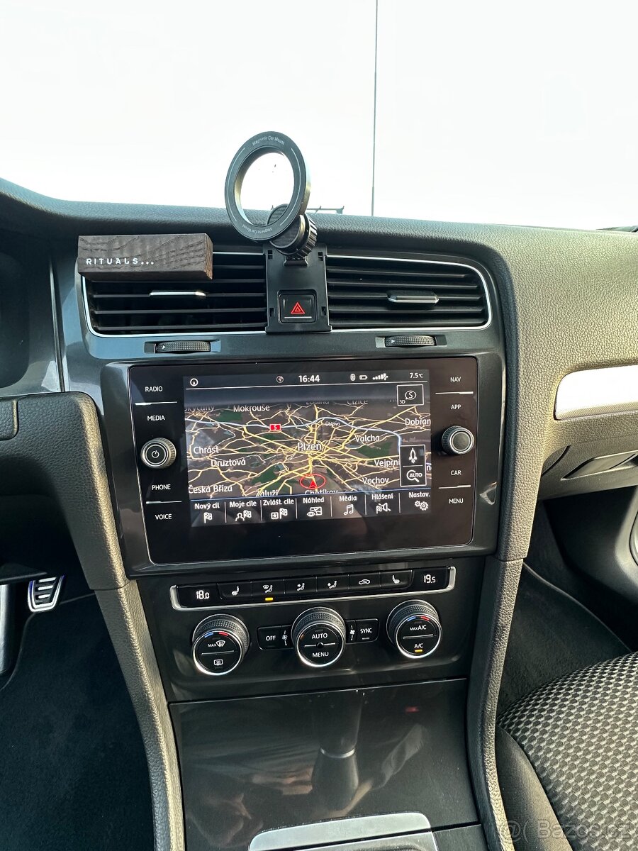 Volkswagen Golf 7 2018 - 11