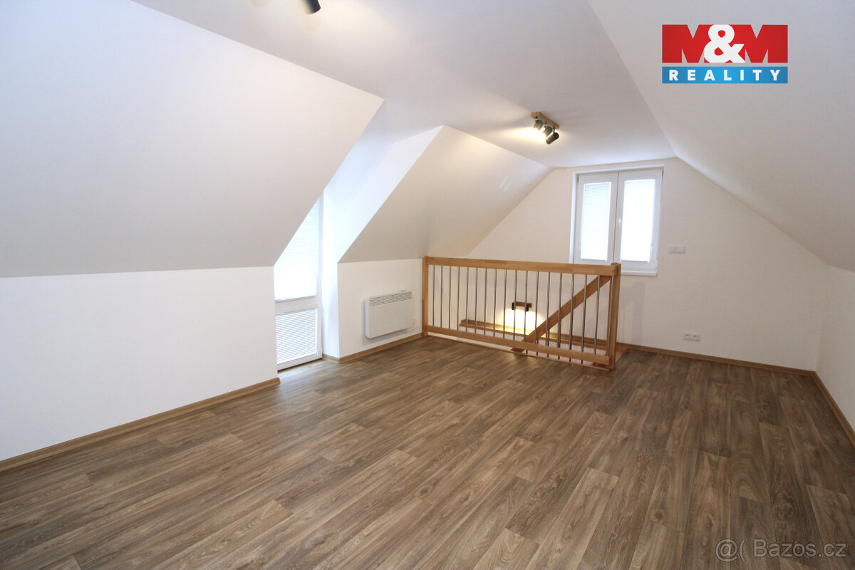 Pronájem kancelářského prostoru v Měšicích, ul. Revoluční - 11