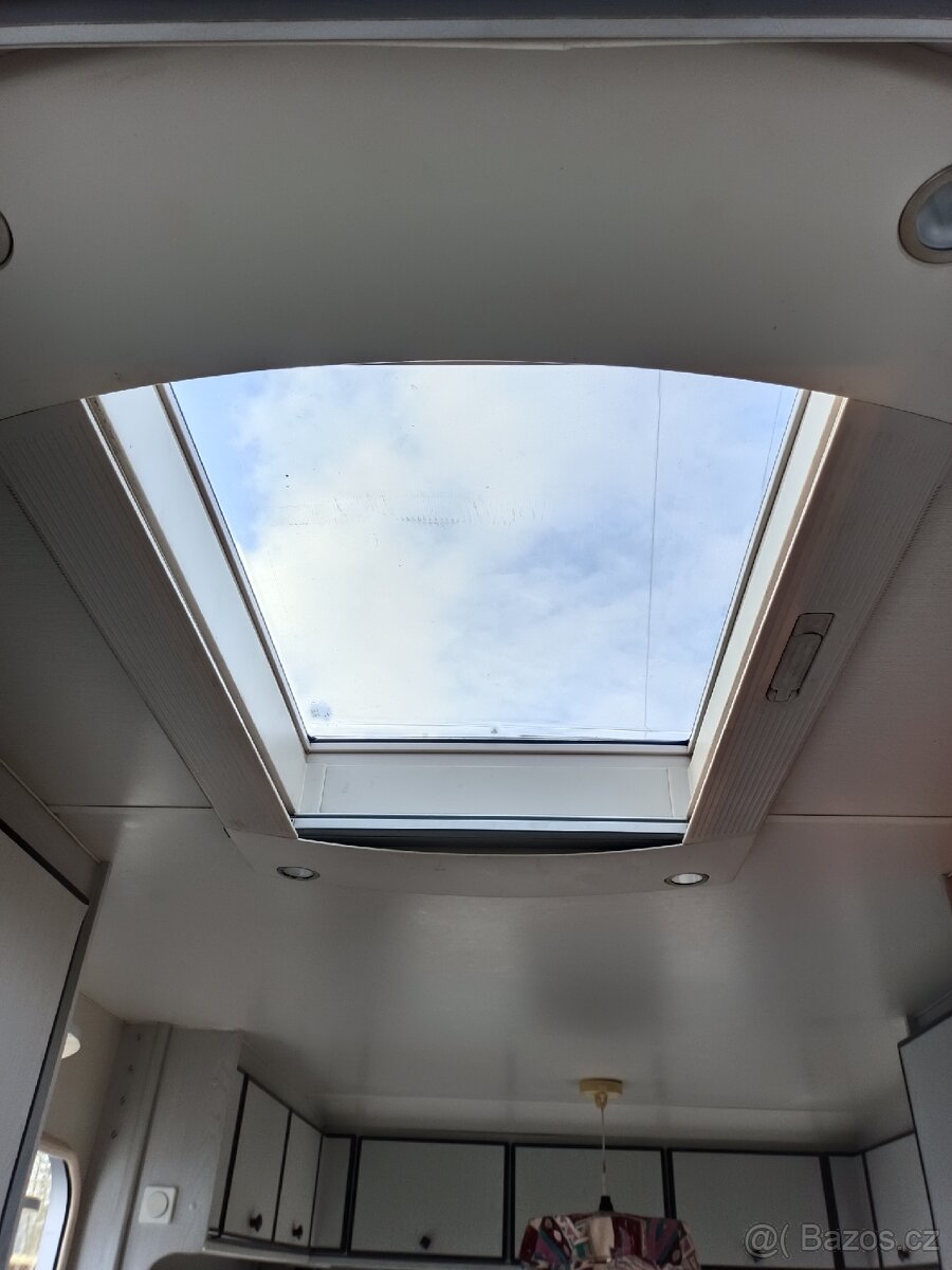 Knaus 485+předstan - 11