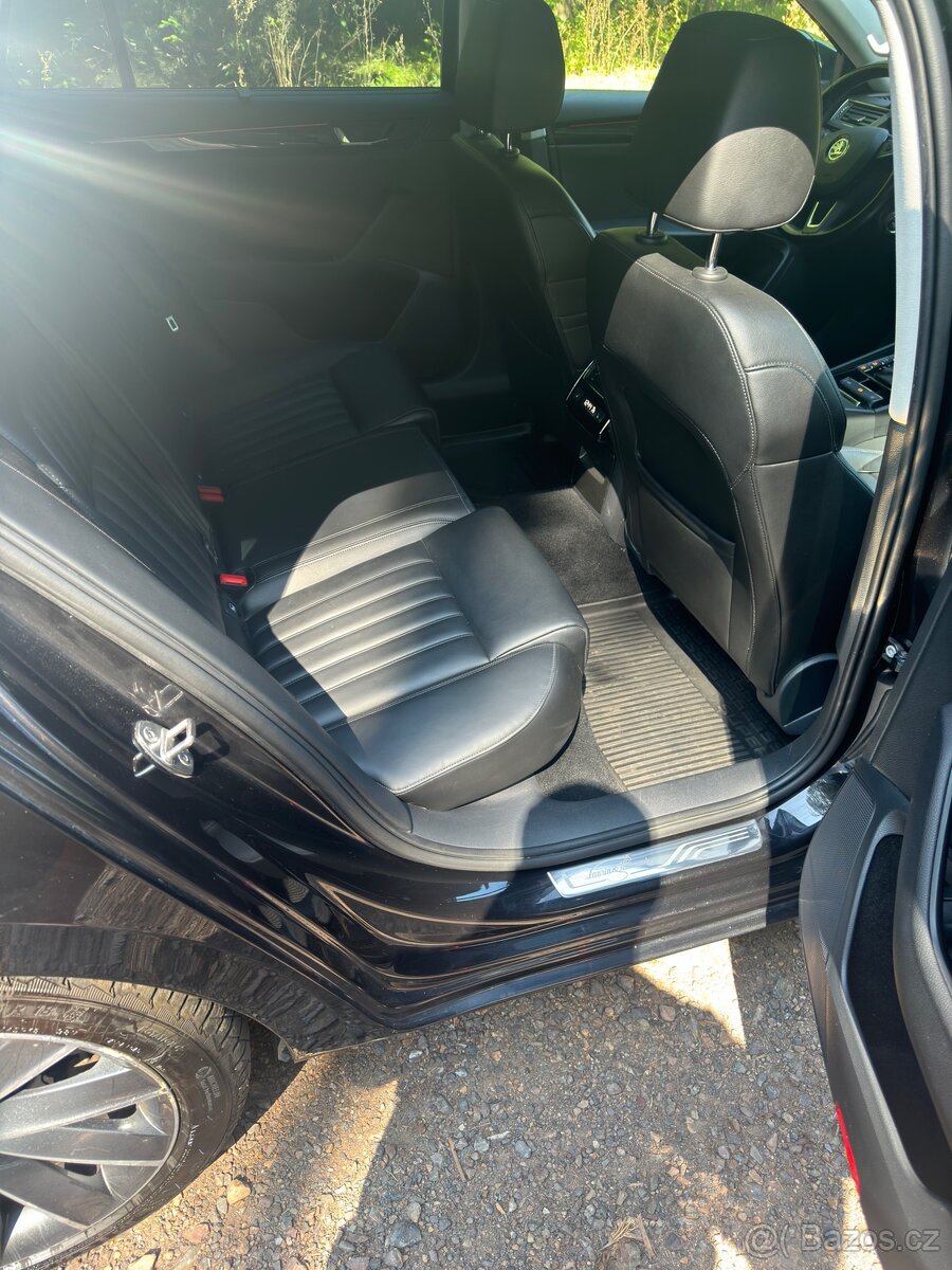 Škoda Superb 3 L&K 140kWT 4x4 - 11