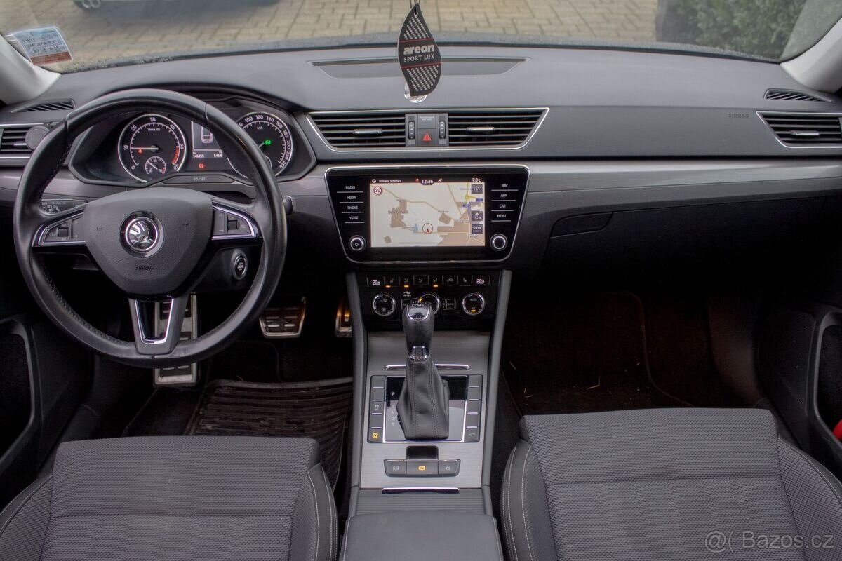 Škoda Superb Combi 2.0 TDI Style DSG - 11