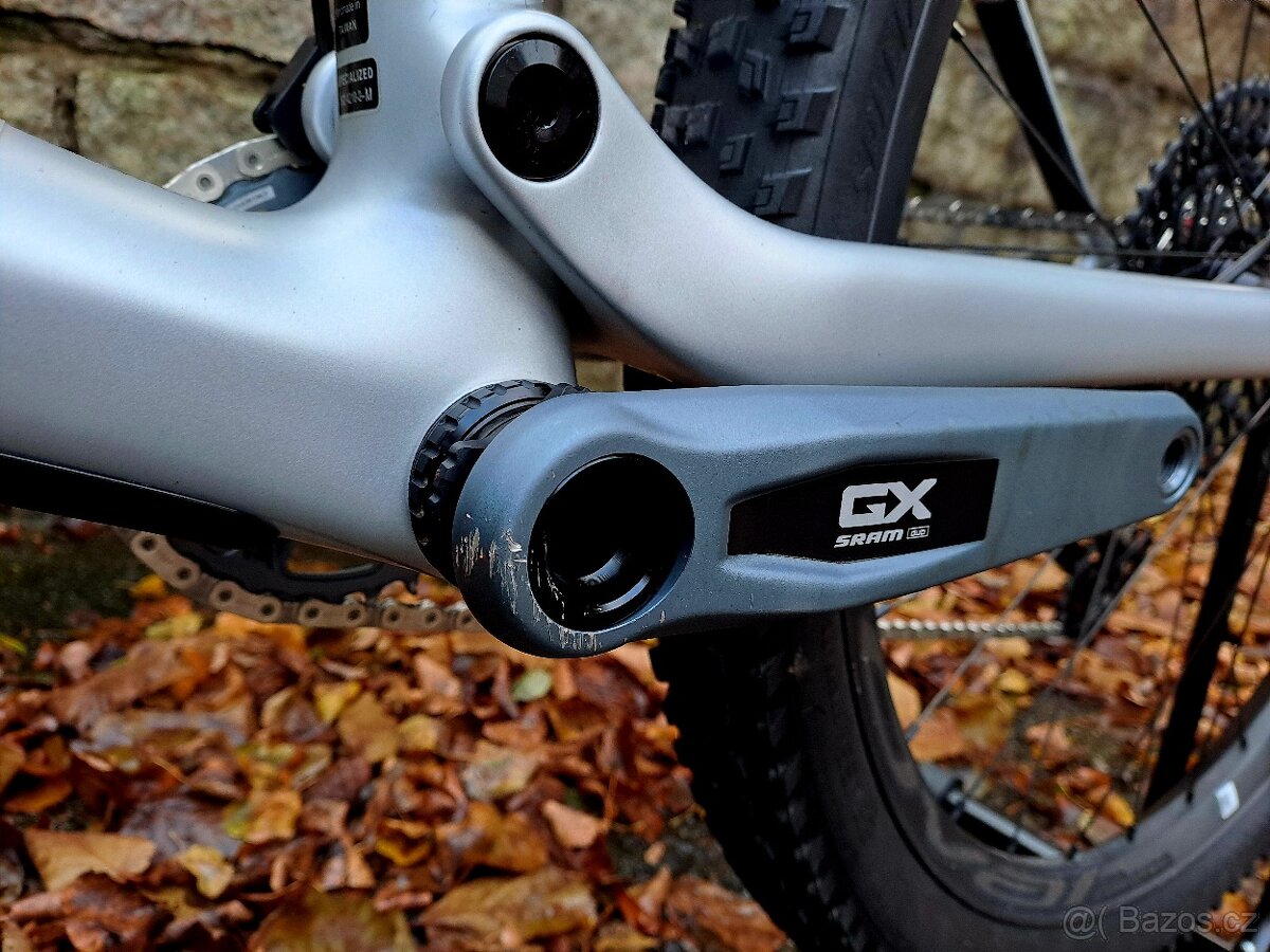 Specialized Epic 8 EVO Expert - 11