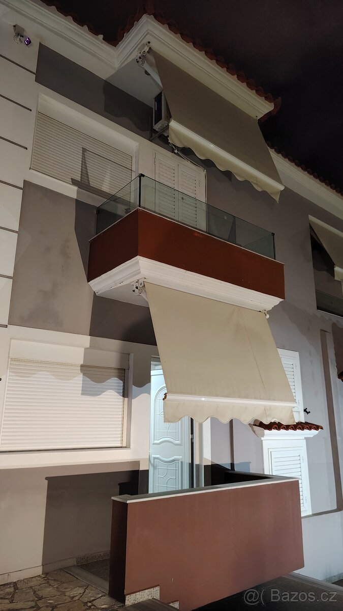 Prodej vily se čtyřmi apartmány ,Ksamil,Albánie - 11