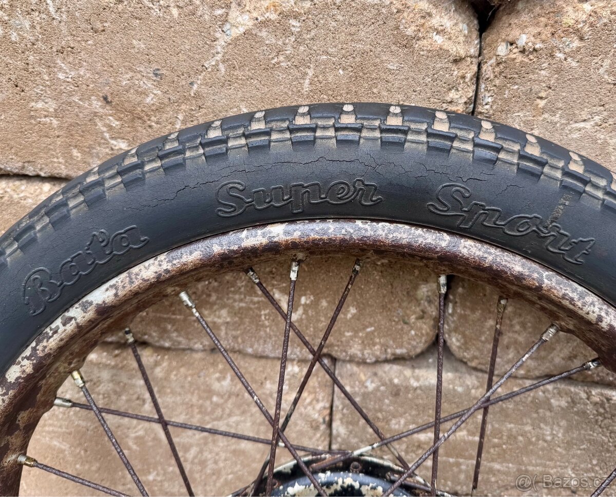 ČZ 175 250 předválečná - přední kolo - 11