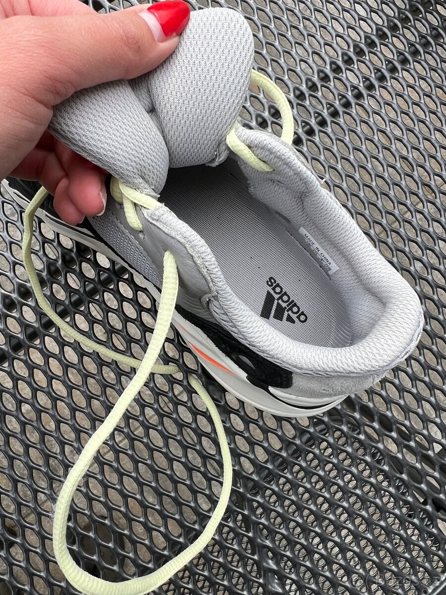 Yeezy Boost 700 - vel. 38 - 11