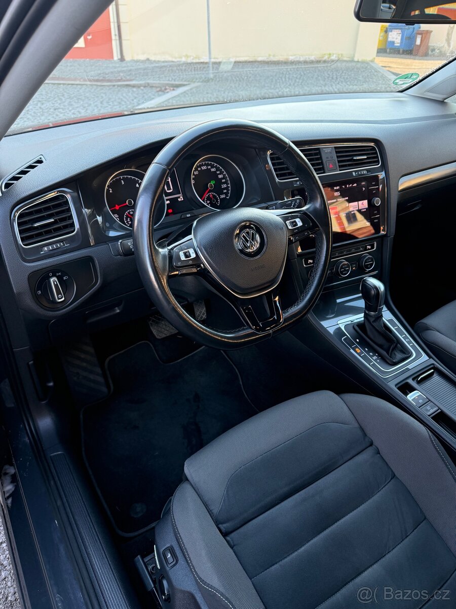 Volkswagen GOLF 1,6 DSG, auta na splátky bez registru - 11