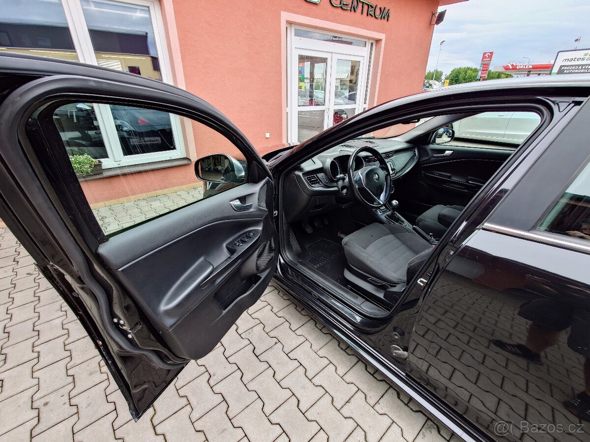 Alfa Romeo Giulietta 1.6 JTD Super 88kW - 11