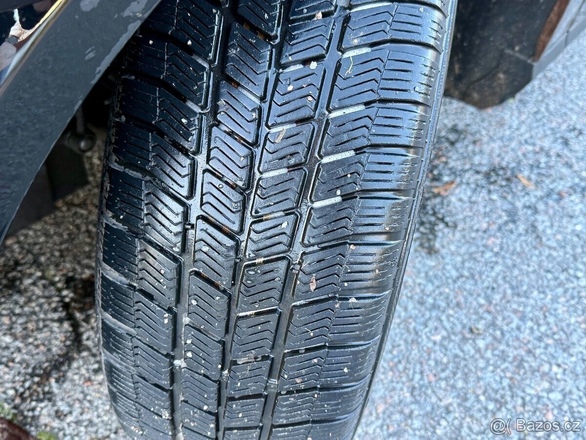 Volkswagen Passat Kombi B6 2.0 TDI - Nová Stk - Dobrý Stav. - 11