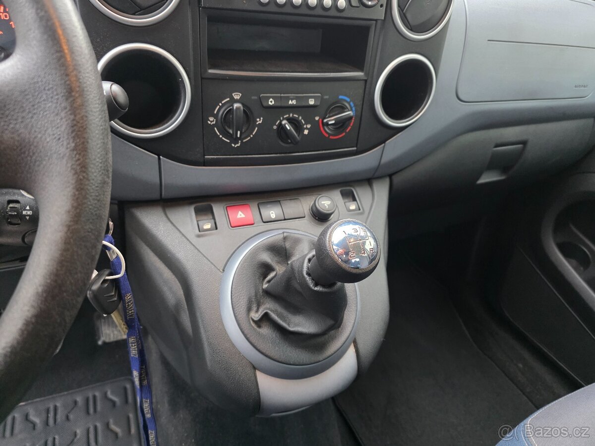 CITROEN BERLINGO MULTISPACE 1.6i 16V - 11