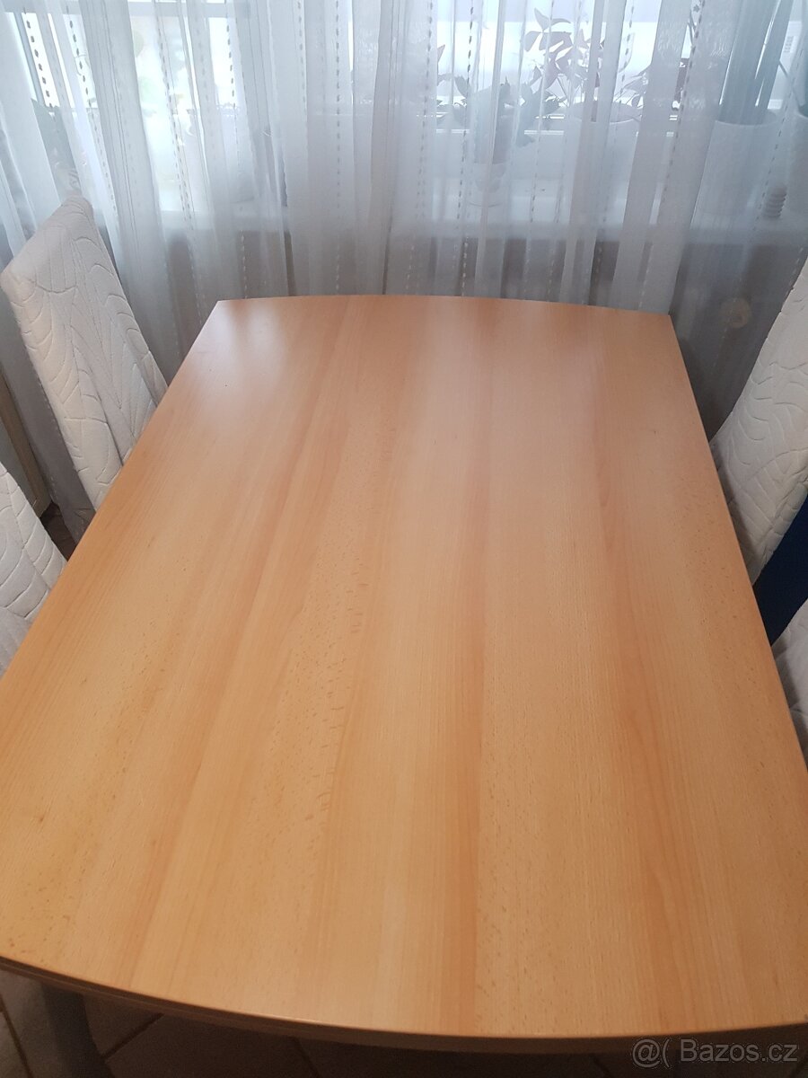 Jídelní stůl a židle - 11