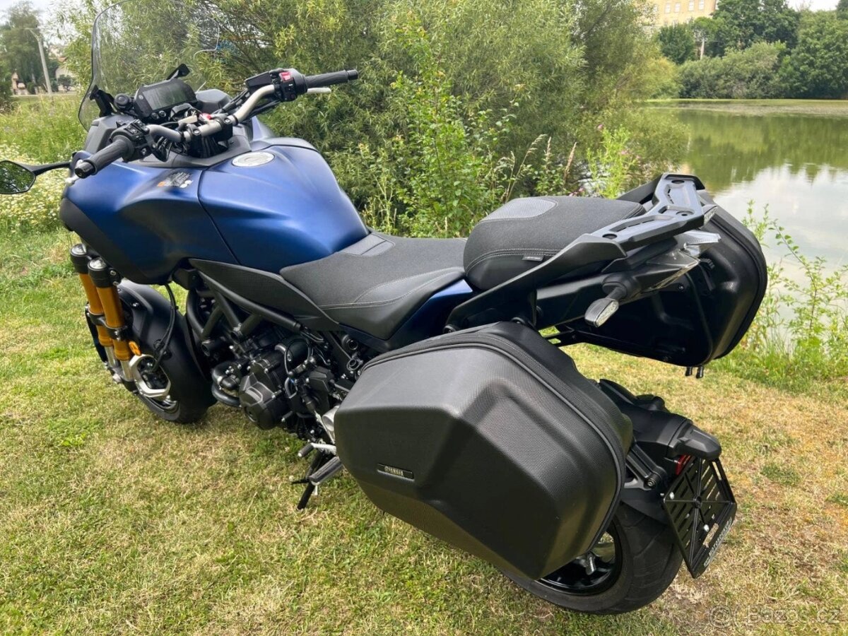 Yamaha Niken GT 2.299 km - 11
