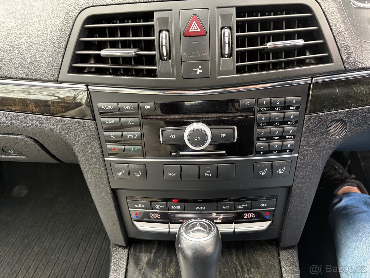 Prodám nebo vyměním Mercedes E 350 cdi AMG paket - 11