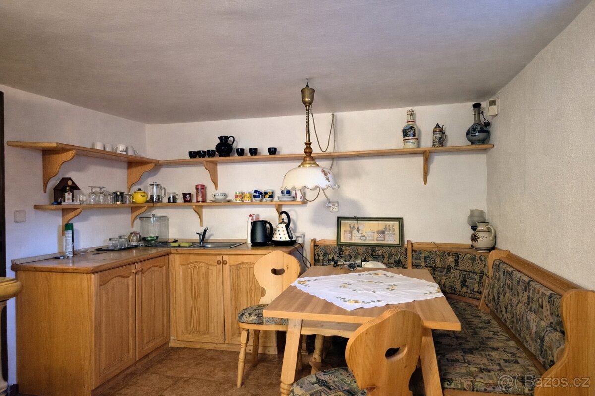 Rodinný dům v Černovicích - 11