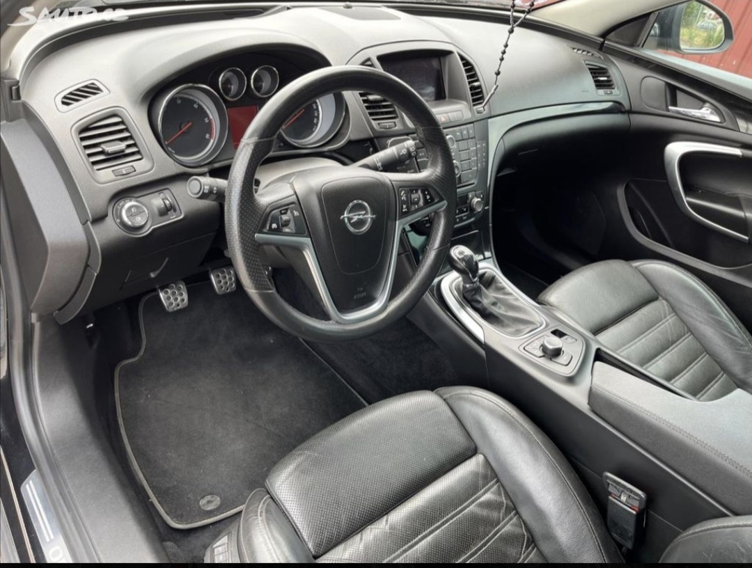 Opel insignia 2.0cdti - 11