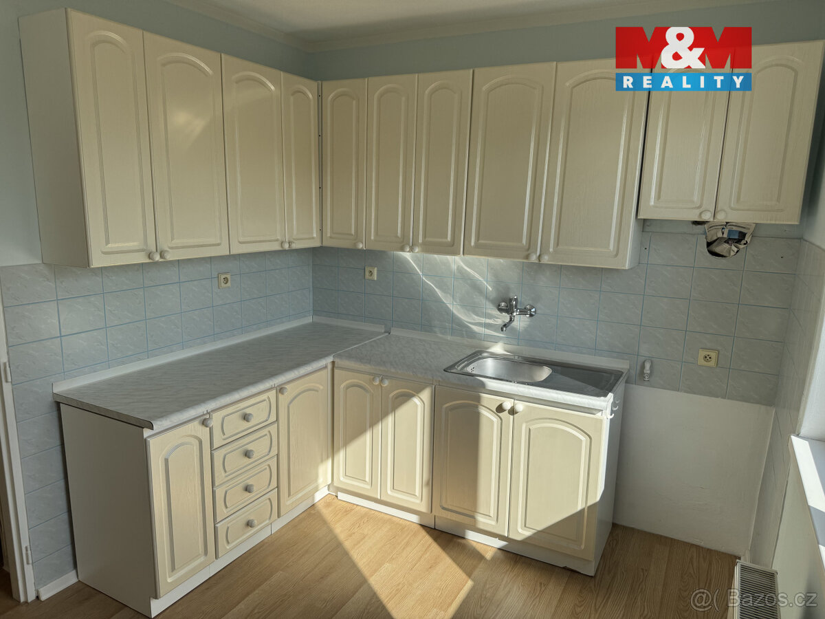 Prodej bytu 3+1, 74 m², Břeclav, ul. U Jánského dvora - 11