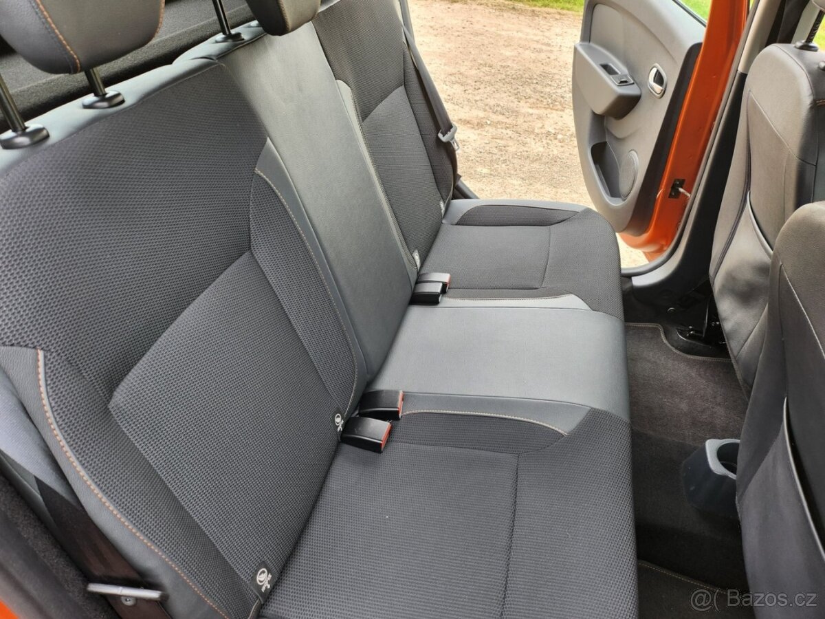 Dacia Sandero II Stepway 2017 - 11