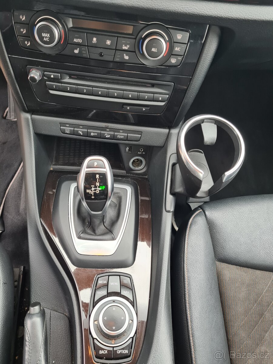 BMW X1 2.0d xDrive 135kW (184 koní) e84 - 11