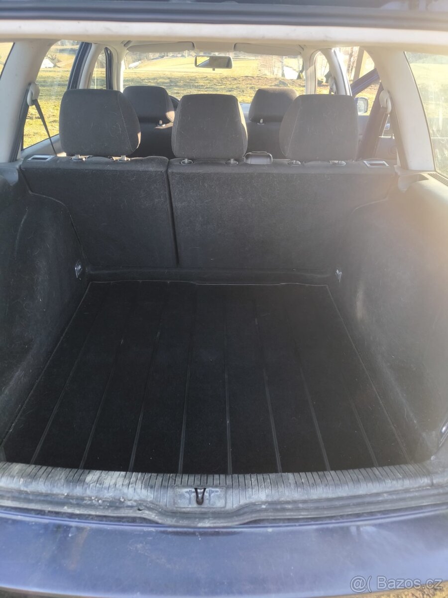 VW GOLF IV COMBI R.V. 2004 - 11