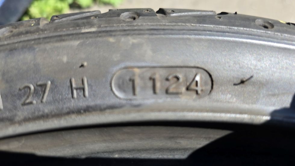 Letní pneu 245/35/19 Hankook - 11