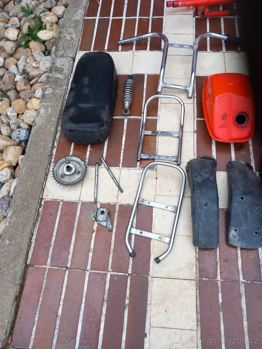 Moped Stella,Stella-Pento ruzne dily - 11