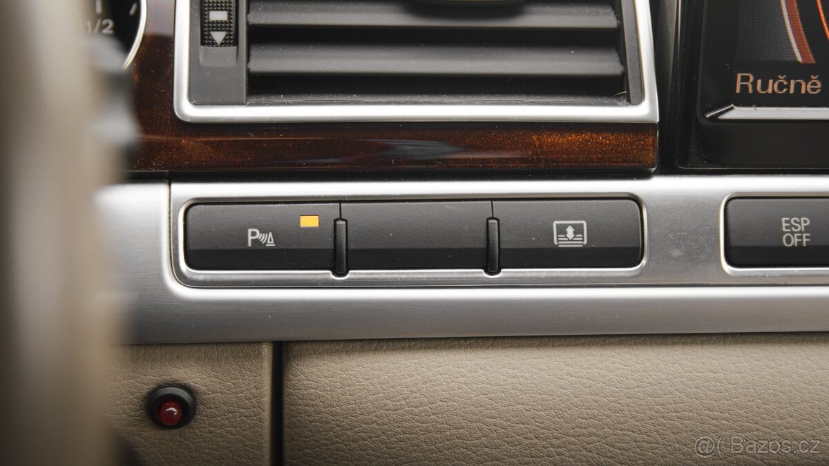 Audi A8, V8 Quattro 4,2FSI/257kW ČR 2.maj - 11