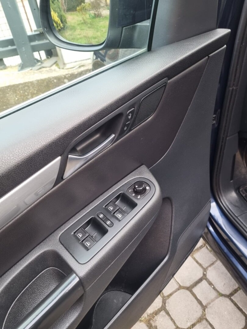 VW Sharan 2,0 TDI 7 míst ODPOČET DPH - 11