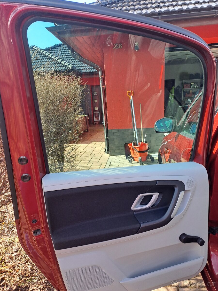 Škoda Roomster 1.4 - 11