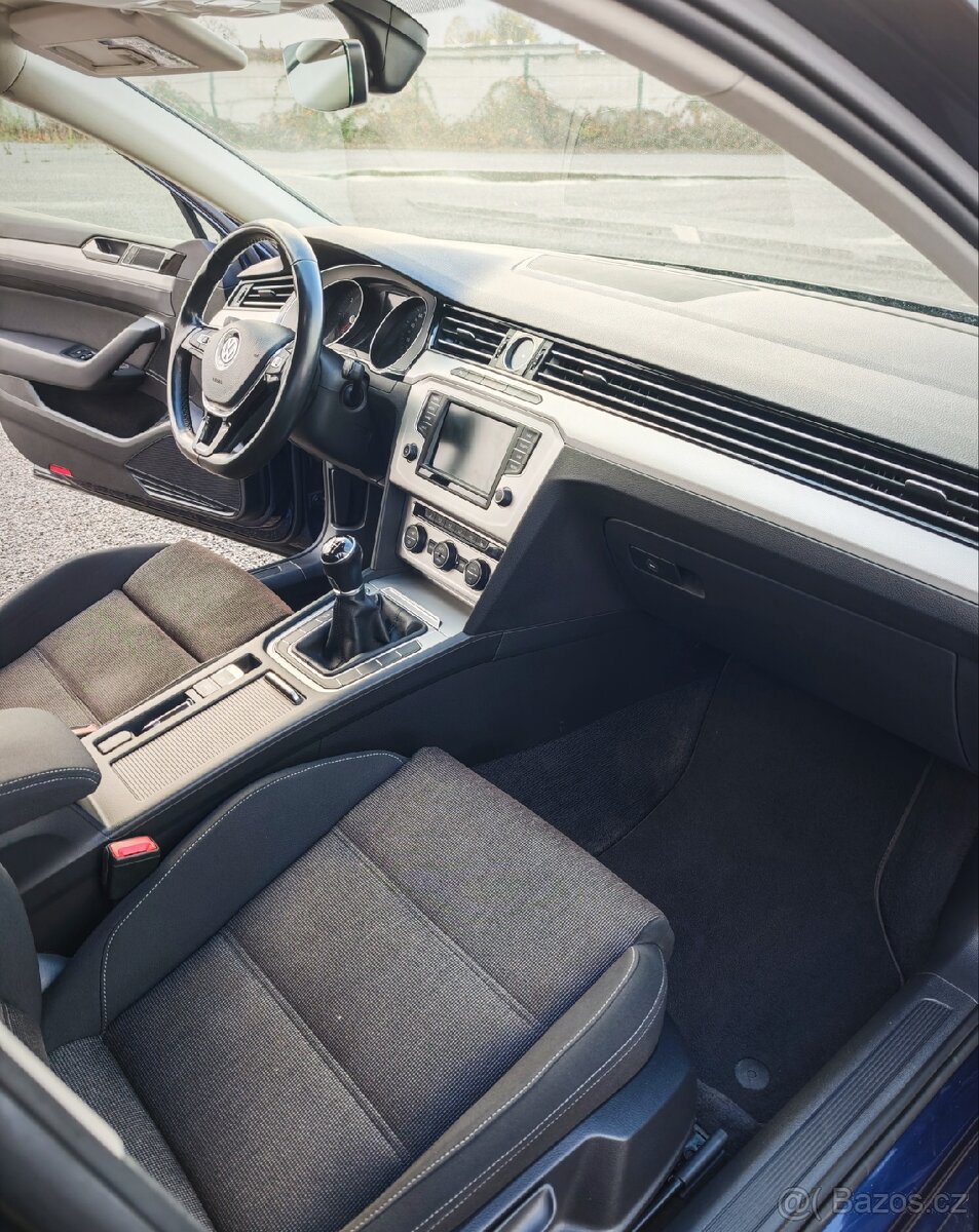 VW Passat b8 2.0 TDI 110kw, r.v. 2016 - 11