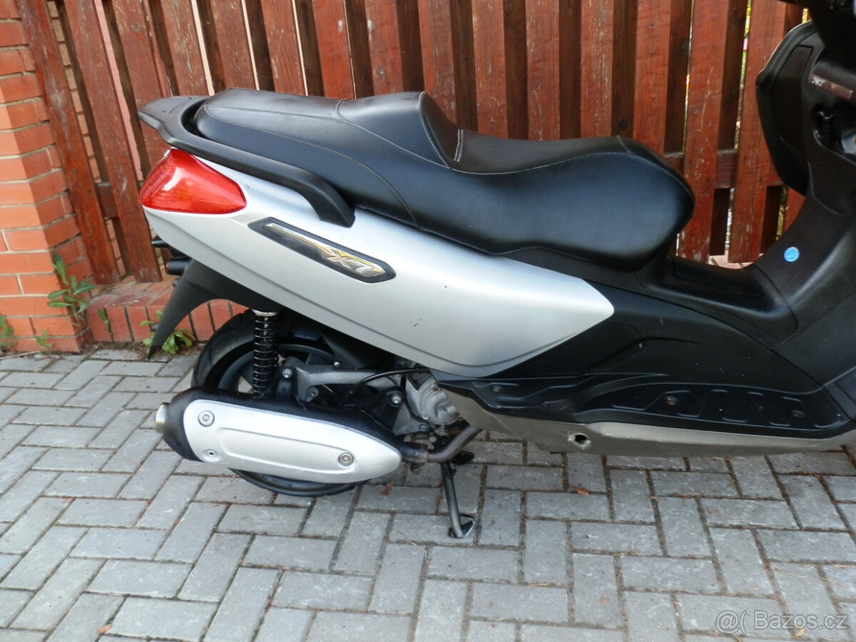 Piaggio X7 125 - 11
