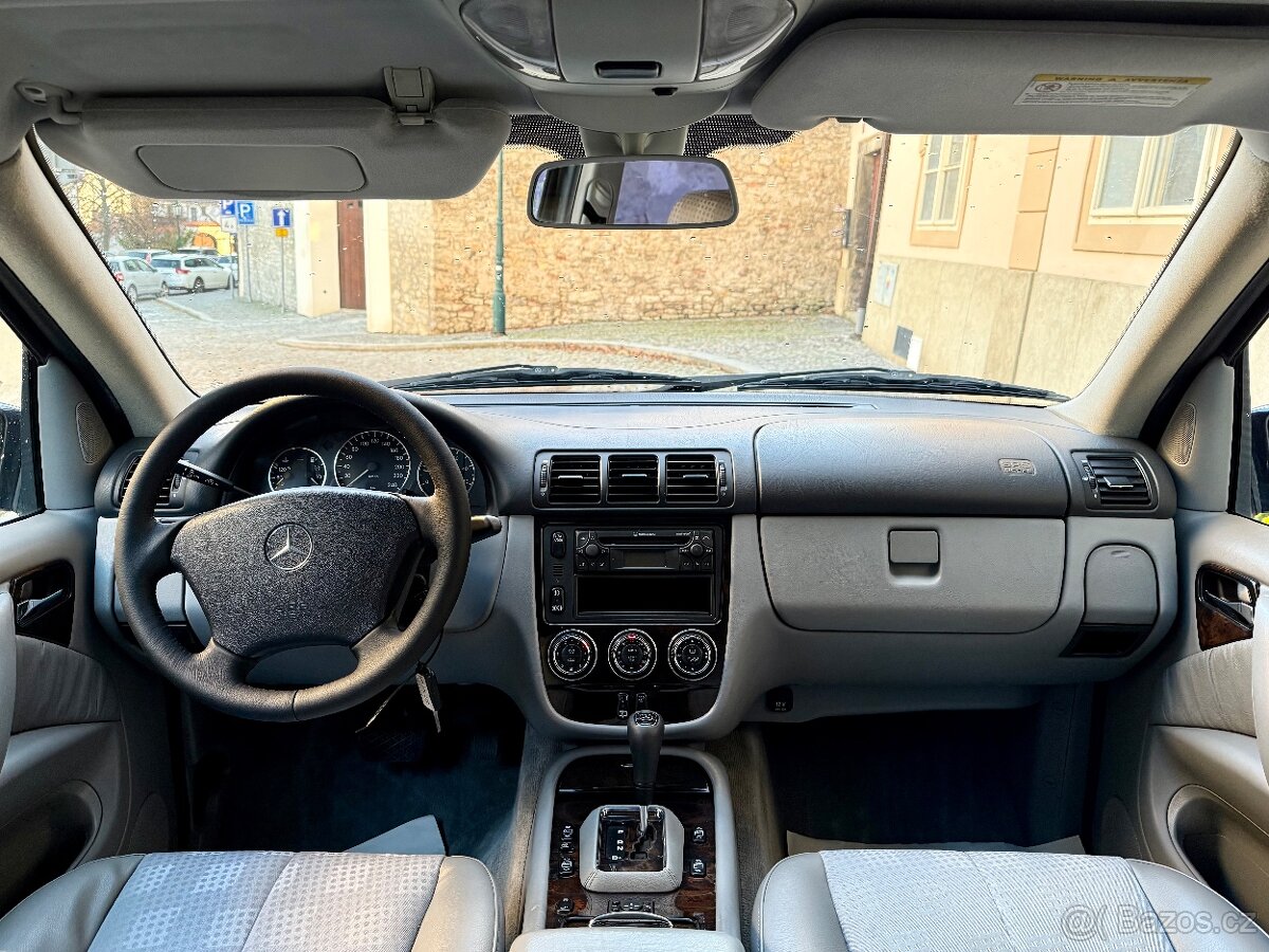 Mercedes Benz ML 270CDi Special Edition 1.Maj Serviska - 11