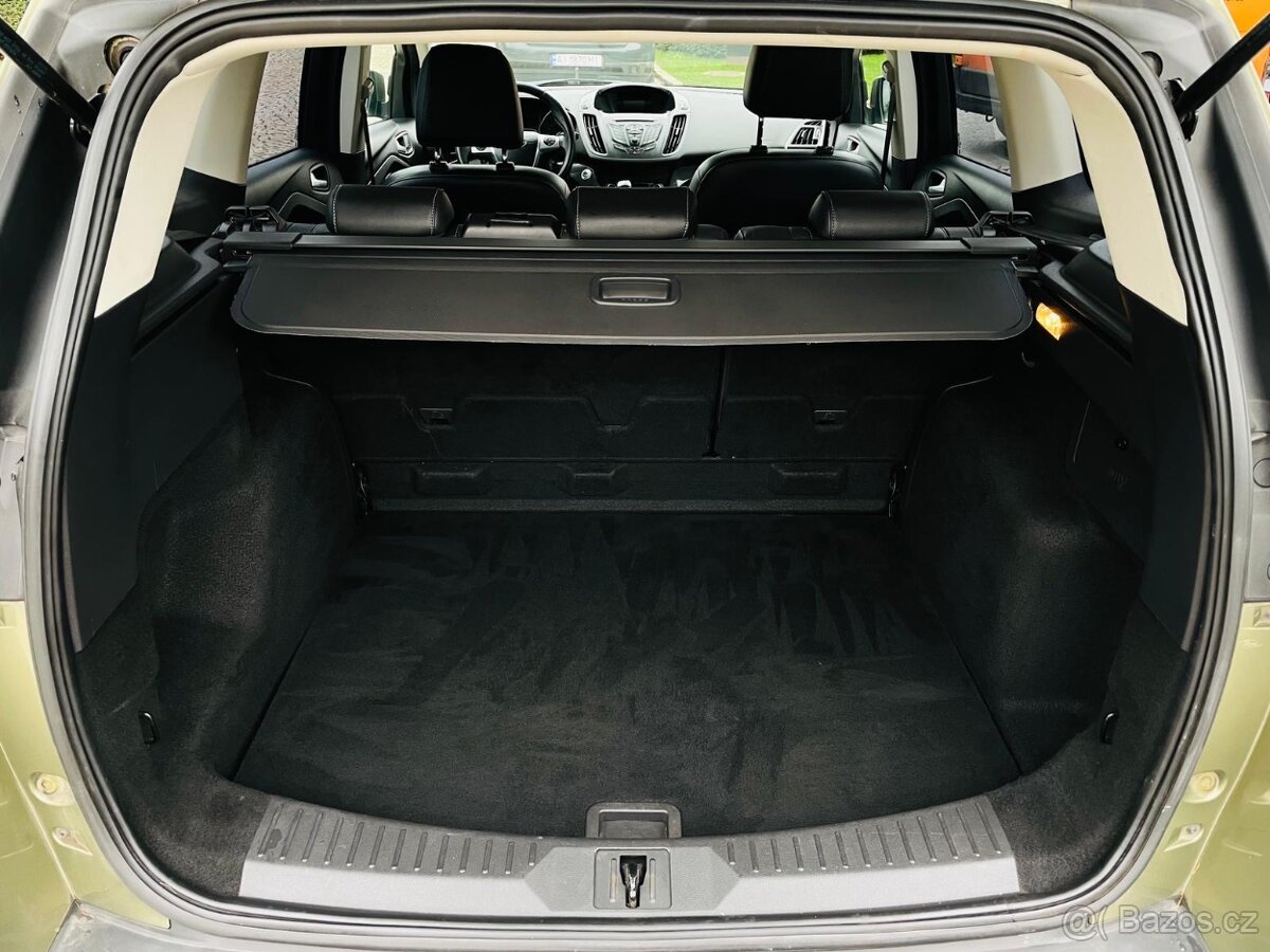 Ford Kuga 2.0TDCi 4x4 MANUÁL VÝHŘEV SERVISKA TITANIUM - 11