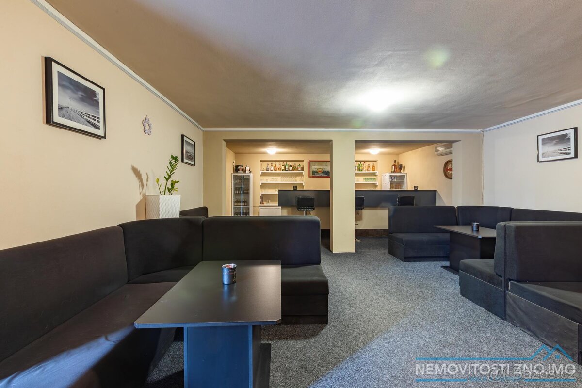 Prodej komerční nemovitosti, provozované jako penzion, pozem - 11