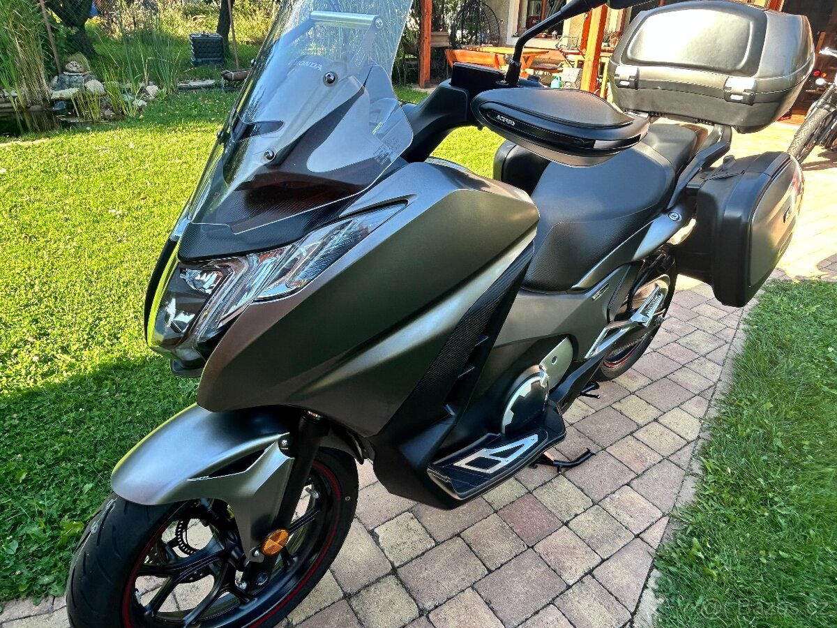 Honda NC750D Integra - 11