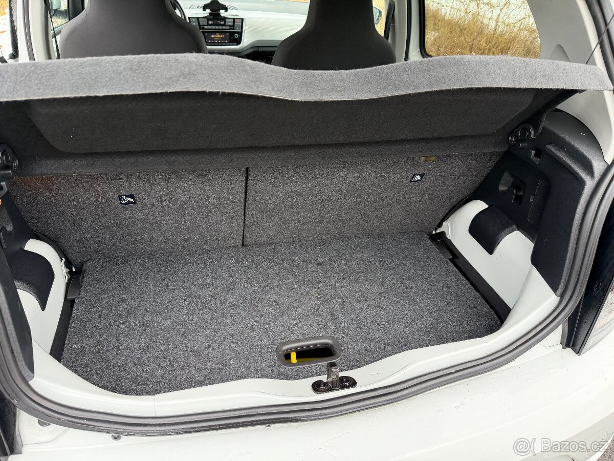 Volkswagen e-Up Highline 60kW/18,7kWh/45TKM/ - 11