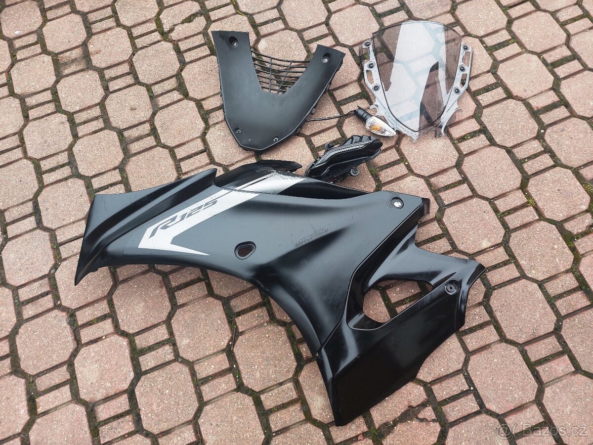 Yamaha YZF-R125 (2025) najeto pouze 1650km - 11