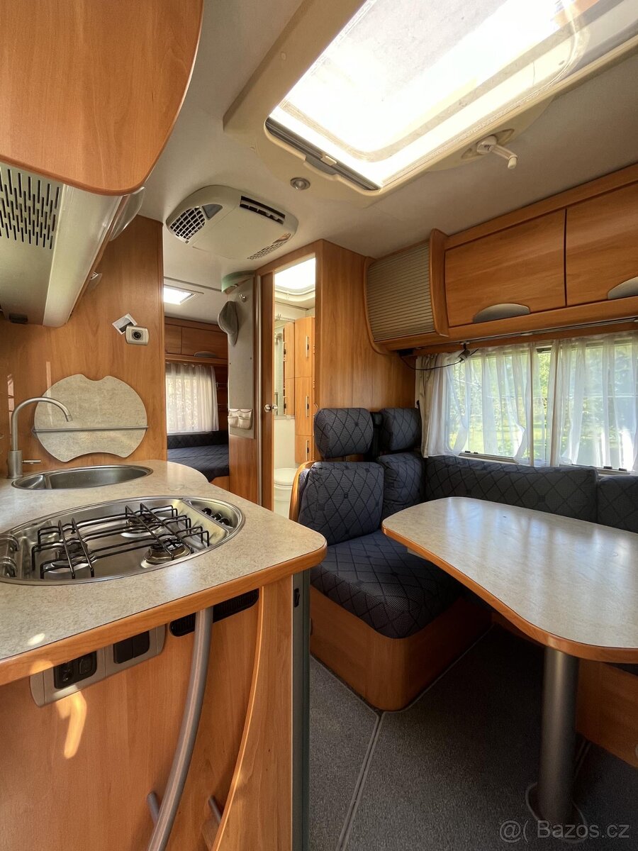 Obytný automobil Hymer - 11