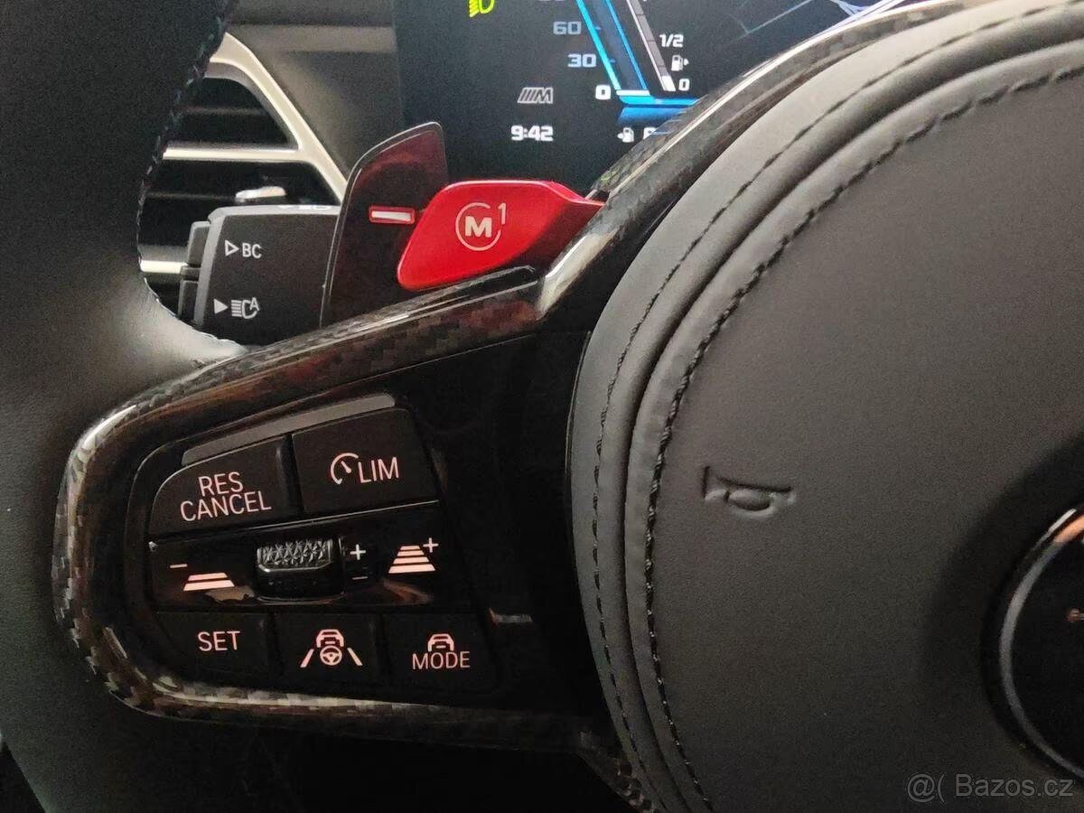 M3 Competition xDrive - 11