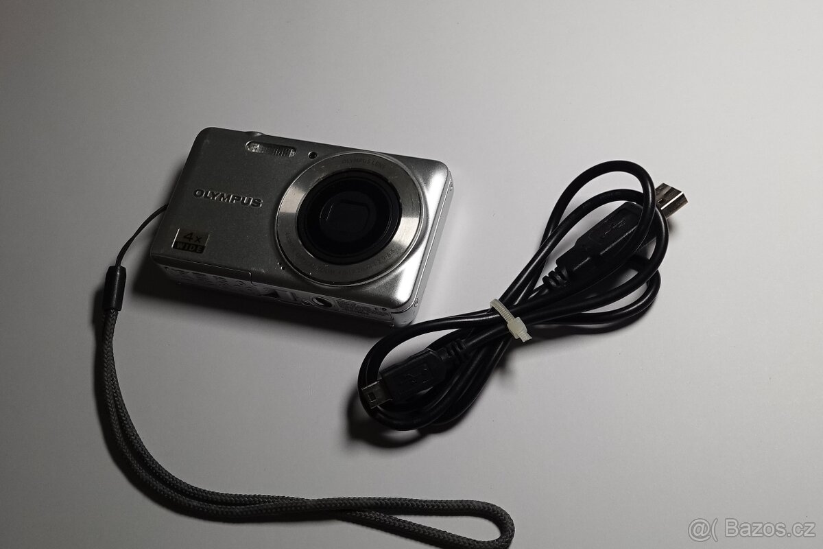 Olympus VG-150 stříbrný - 11