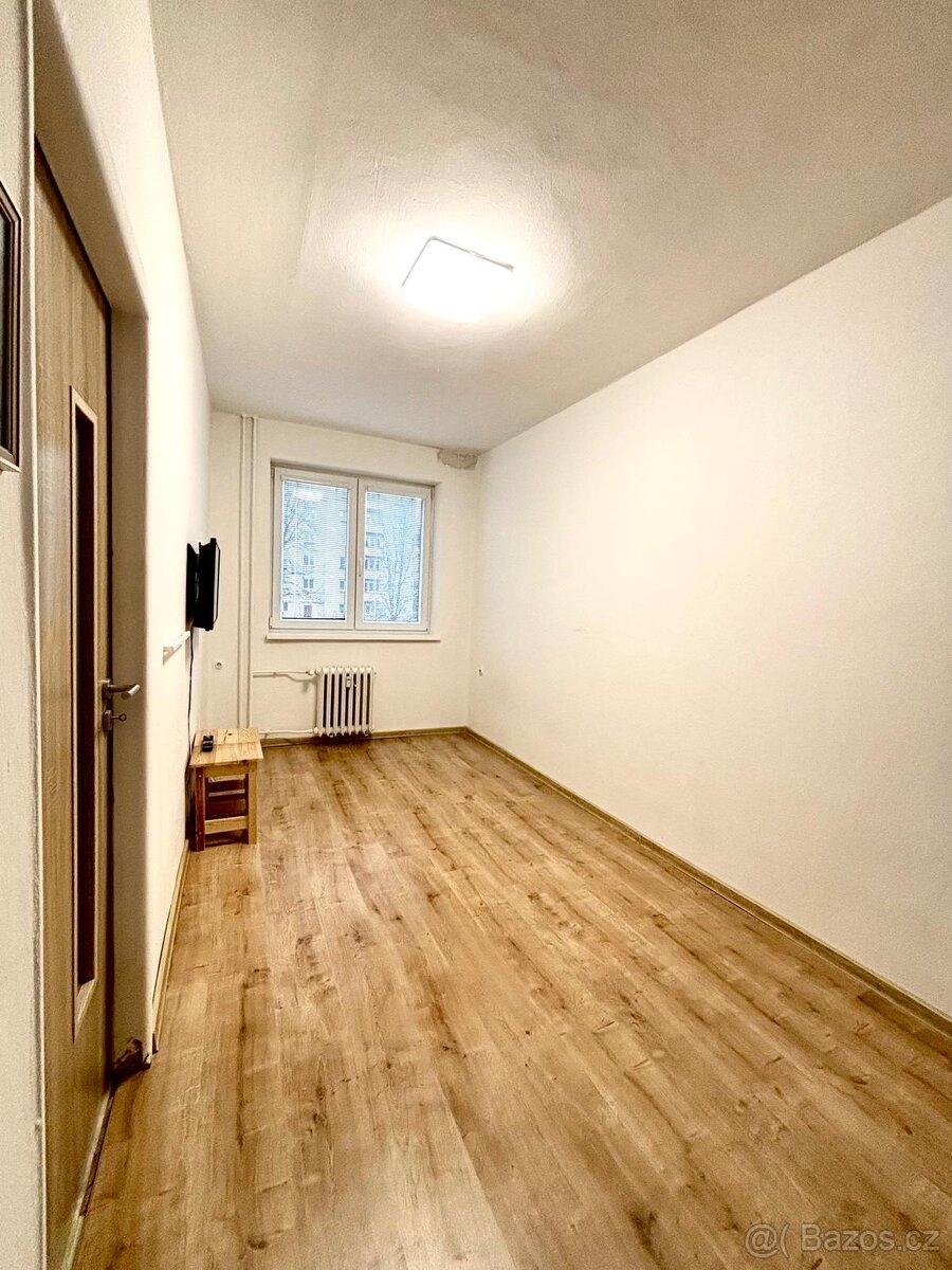 Pronájem bytu 3+1, balkon + 2 sklepy bez provize - 11