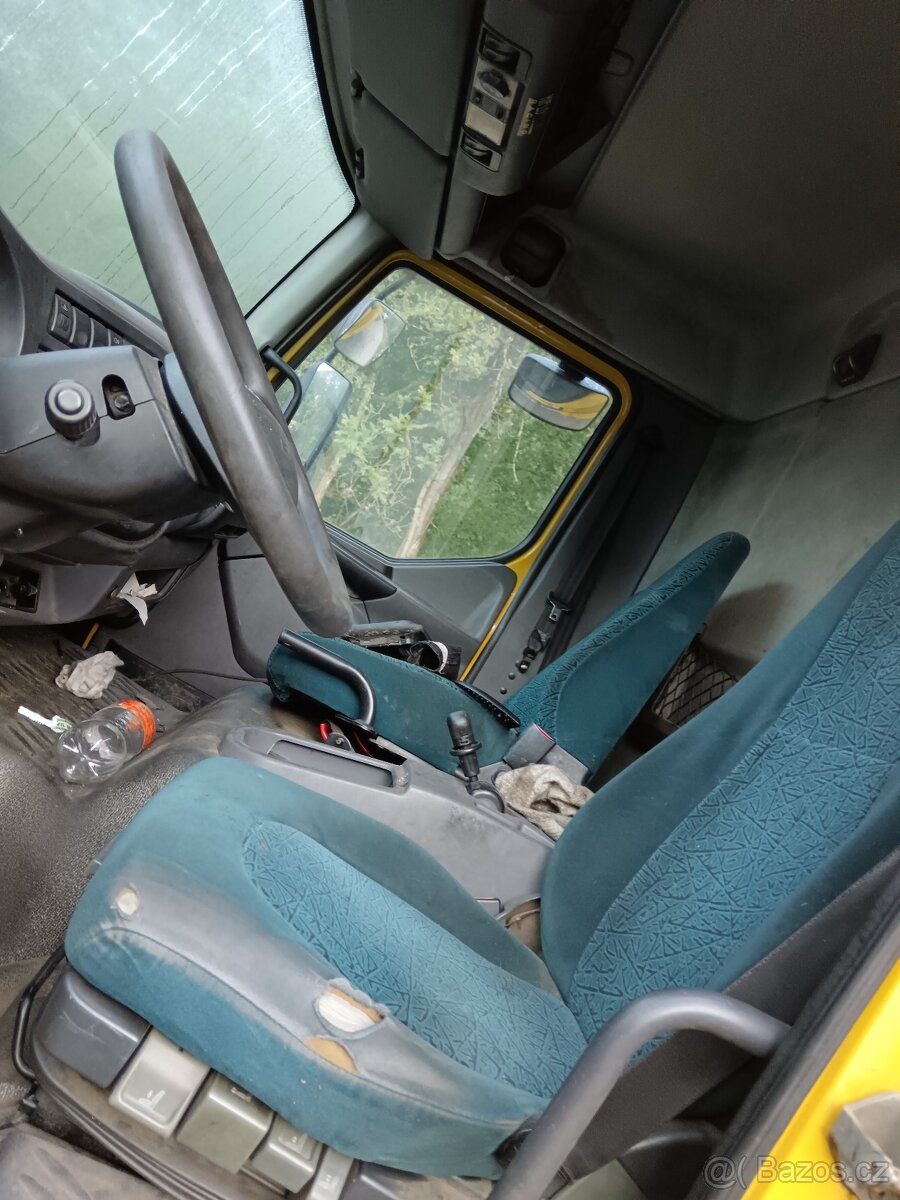 DAF LF 45.220 VEŠKERÉ ND Z VOZU - 11