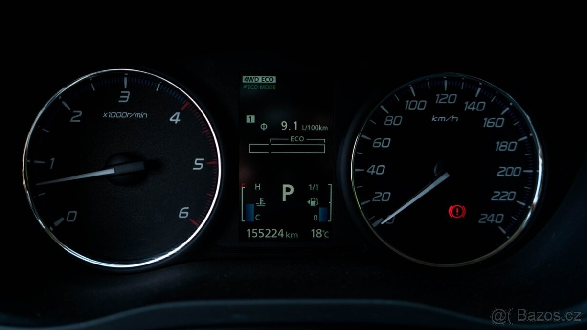 Mitsubishi Outlander 2.2 DI-D Instyle A/T - 11