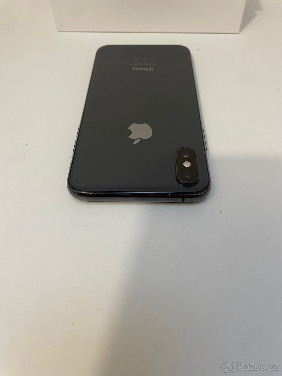 Apple iPhone XS - 11