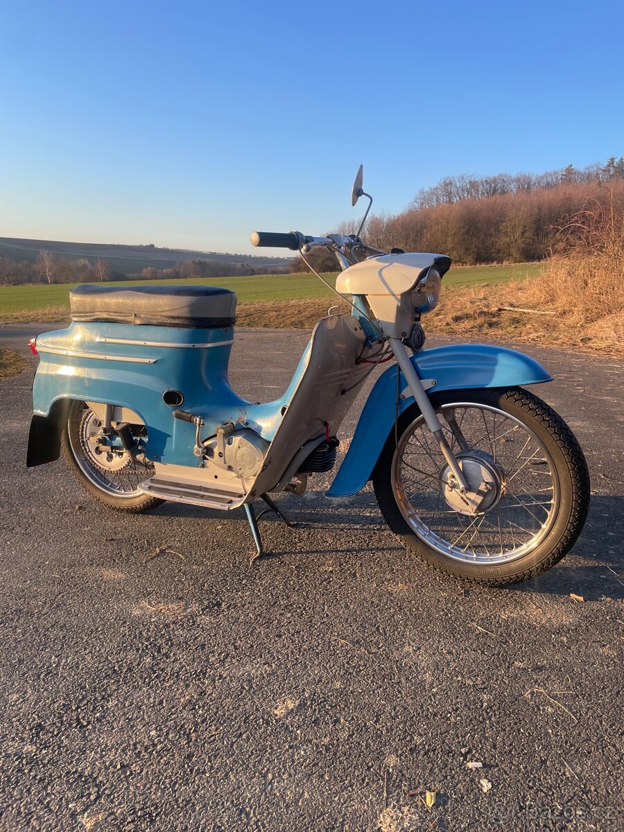 Jawa pionýr - 11