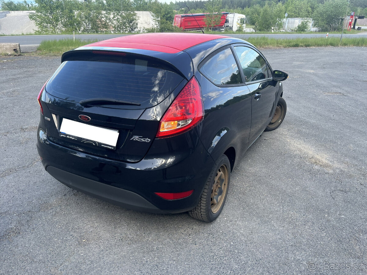Ford Fiesta 1.4 TDCi - 11